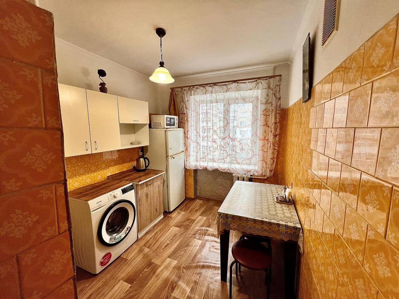 Apartment трехкомнатные в центре! соборная! парковка! 4 разд места!мак дональдс Mykolaiv